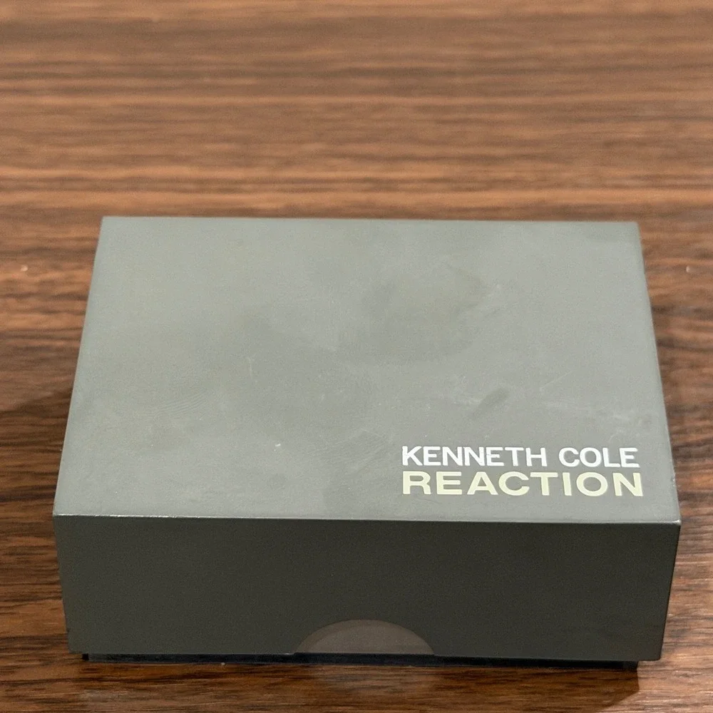 Kenneth Cole Reaction Cufflinks Mens Playing Cards Poker Silver Tone Novelty NWT